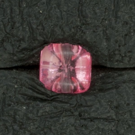 Ref001662 Botón Cuadrado en colores rosa y transparente